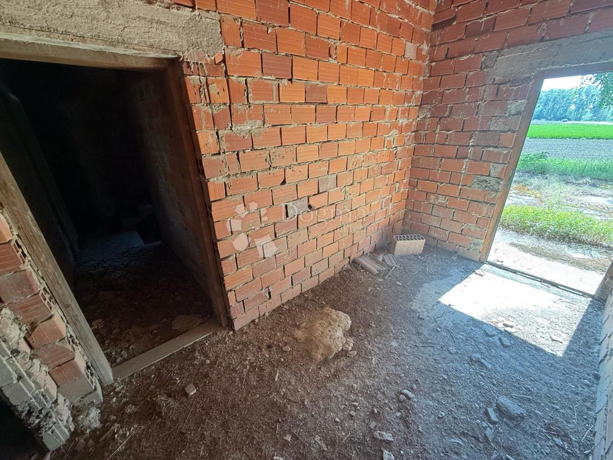 Hiša Botovo, Drnje, 431m2