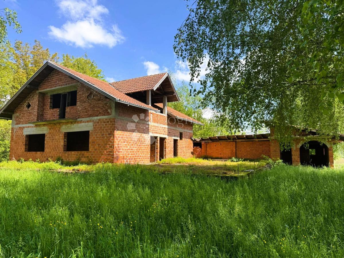 Hiša Botovo, Drnje, 431m2