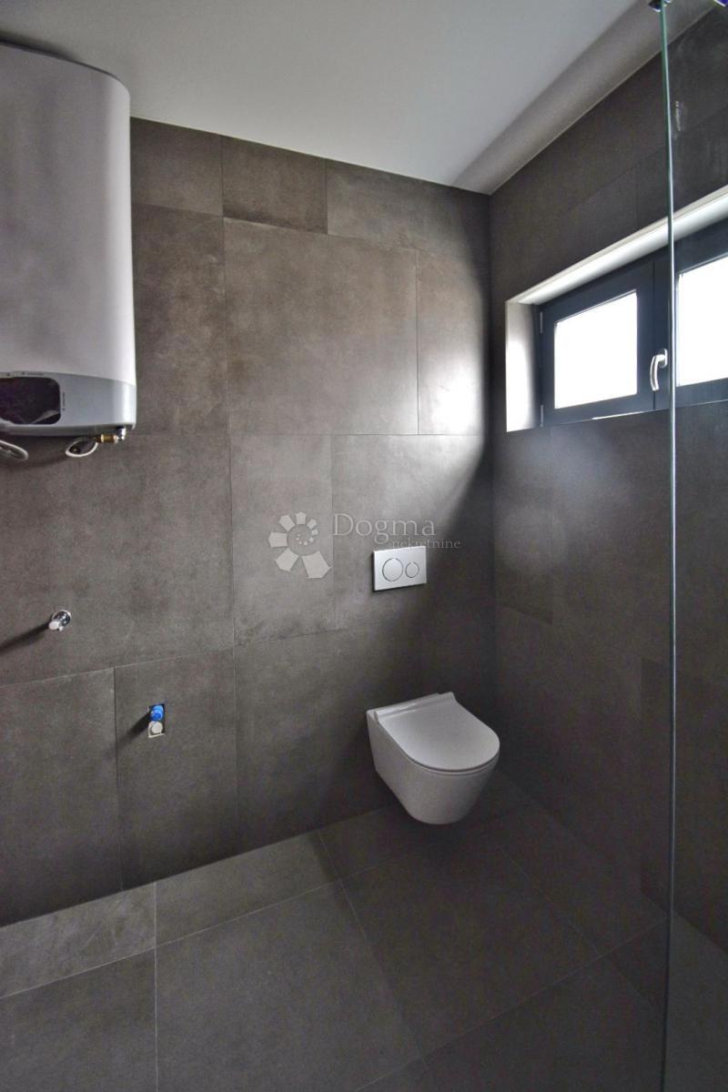 Stanovanje Štinjan, Pula, 73m2