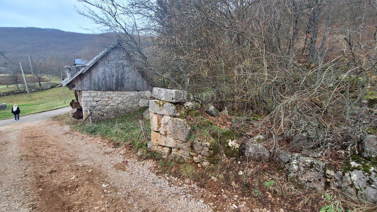 Hiša Perušić, 150m2