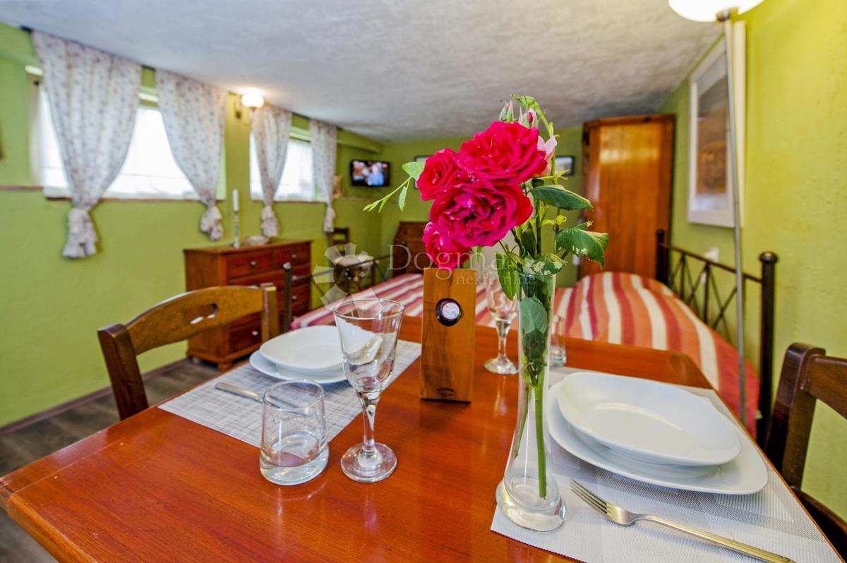 Hiša Rovinj, 400m2