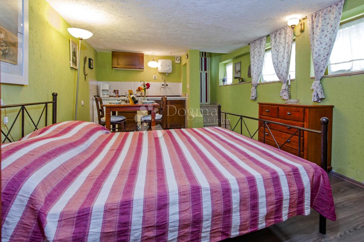 Hiša Rovinj, 400m2