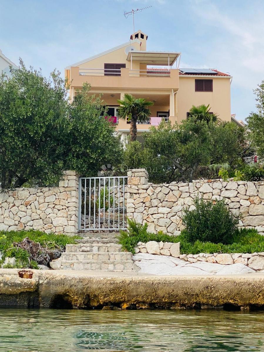 Hiša Žaborić, Šibenik - Okolica, 337m2