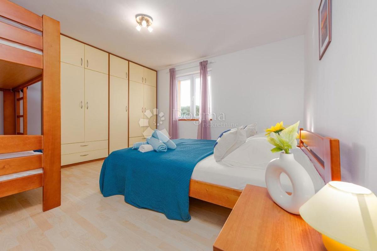 Hiša Mrljane, Pašman, 270m2
