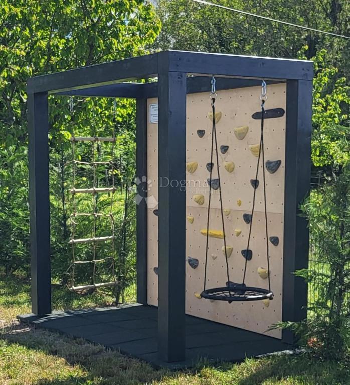 Hiša Labin, 102m2
