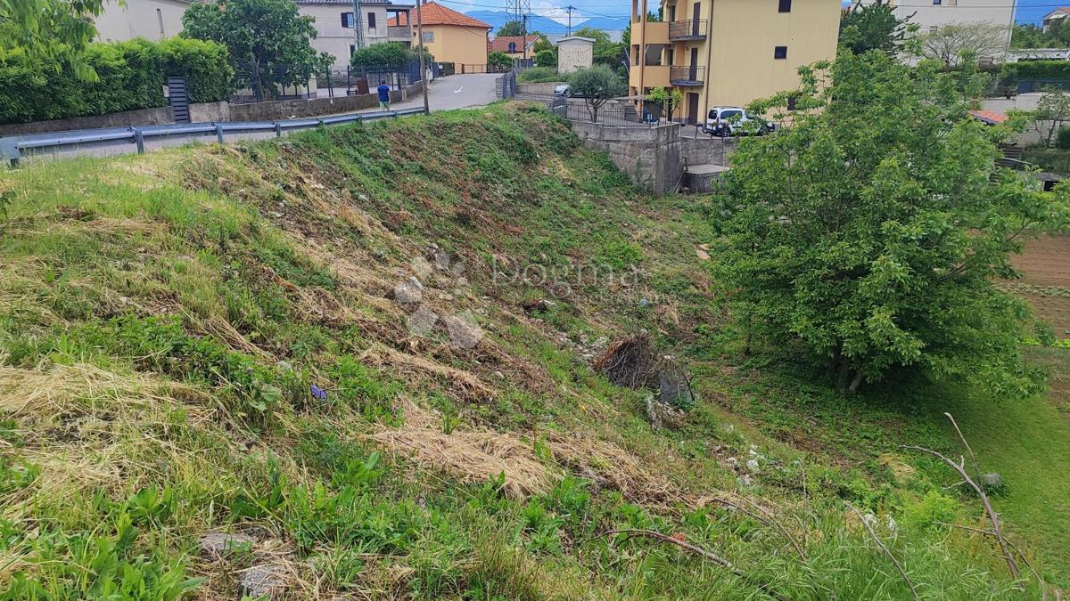 Zazidljivo zemljišče Marinići, Viškovo, 938m2
