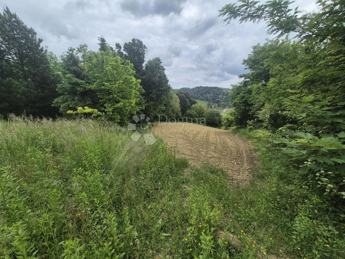 Zazidljivo zemljišče Vrankovec, Sveti Križ Začretje, 1.543m2