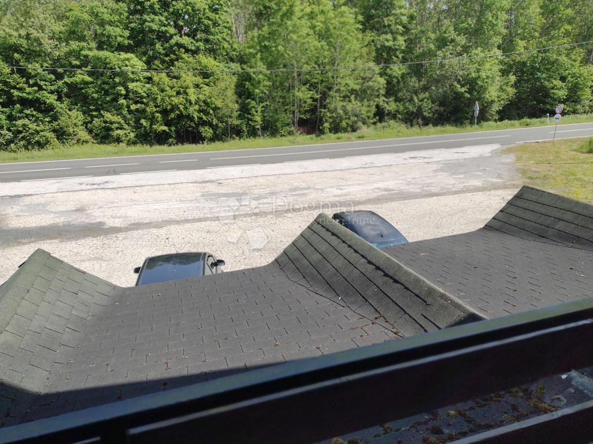 Poslovni prostor Batinova Kosa, Topusko, 700m2