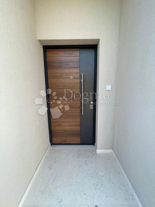 Hiša Vodice, 193,81m2