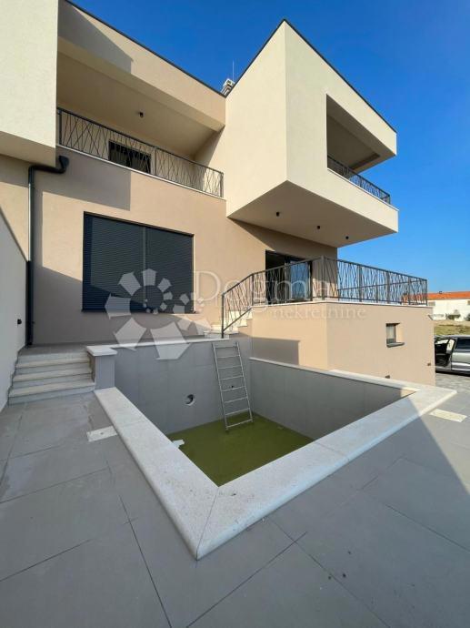 Hiša Vodice, 193,81m2