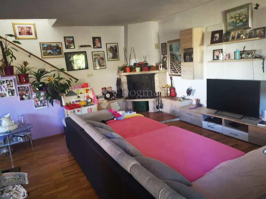 Hiša Milna, 200m2
