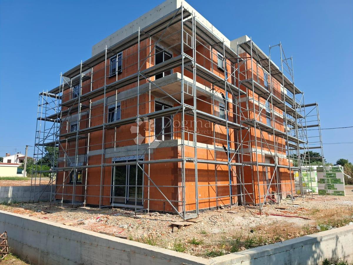 Stanovanje Poreč, 76,50m2