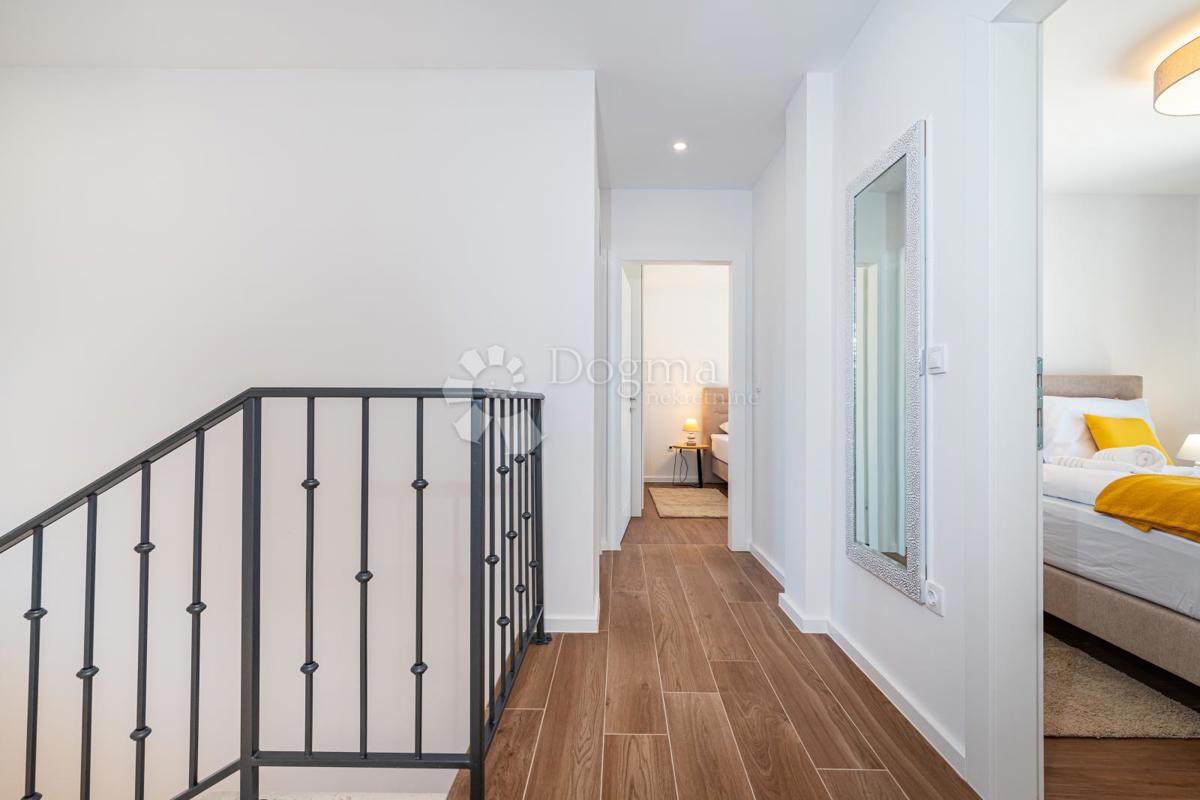 Hiša Privlaka, 560m2