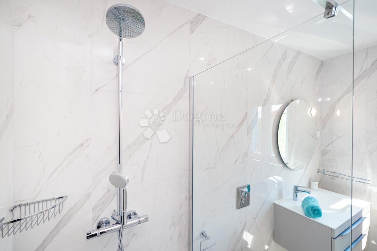 Hiša Privlaka, 560m2