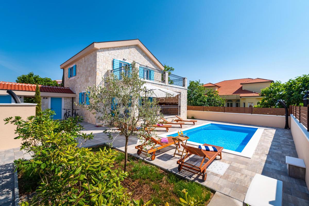 Hiša Privlaka, 560m2
