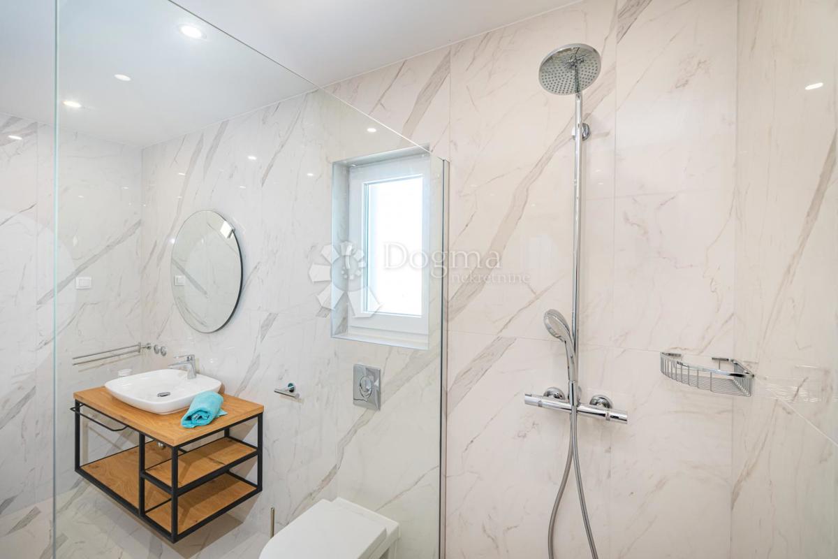 Hiša Privlaka, 560m2