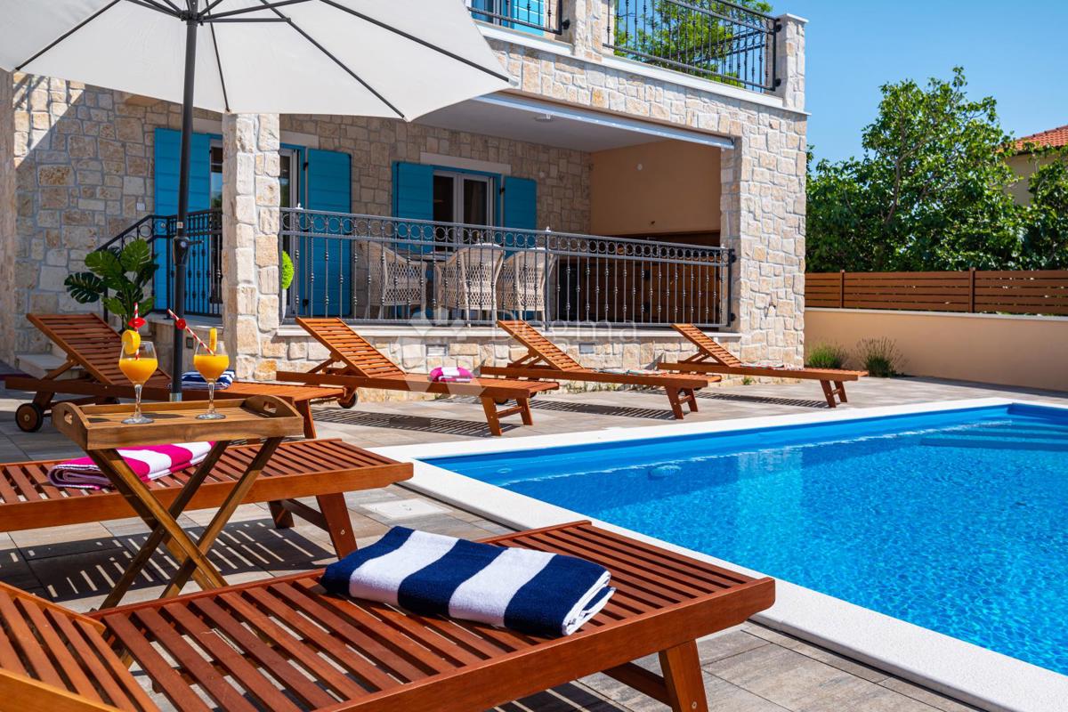 Hiša Privlaka, 560m2