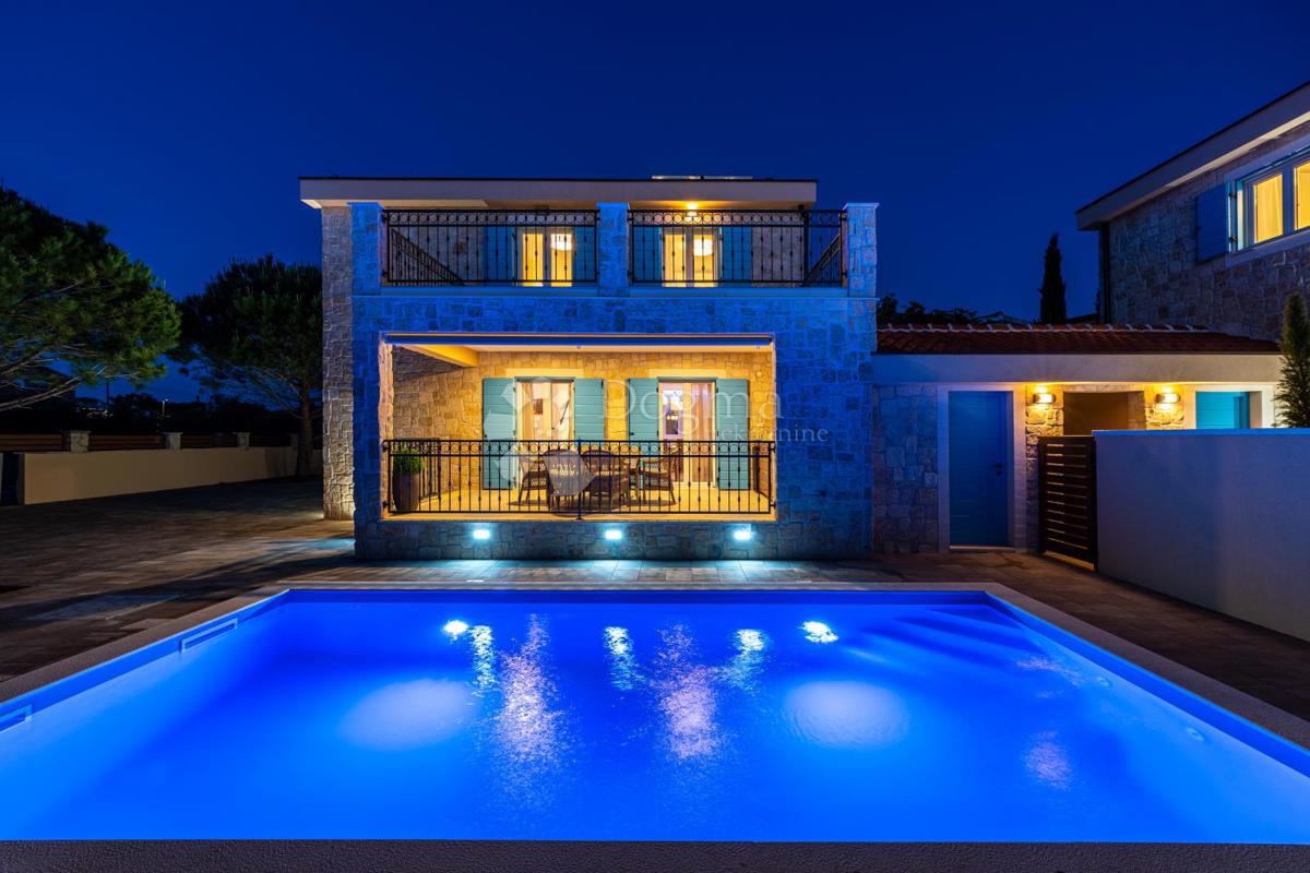 Hiša Privlaka, 560m2