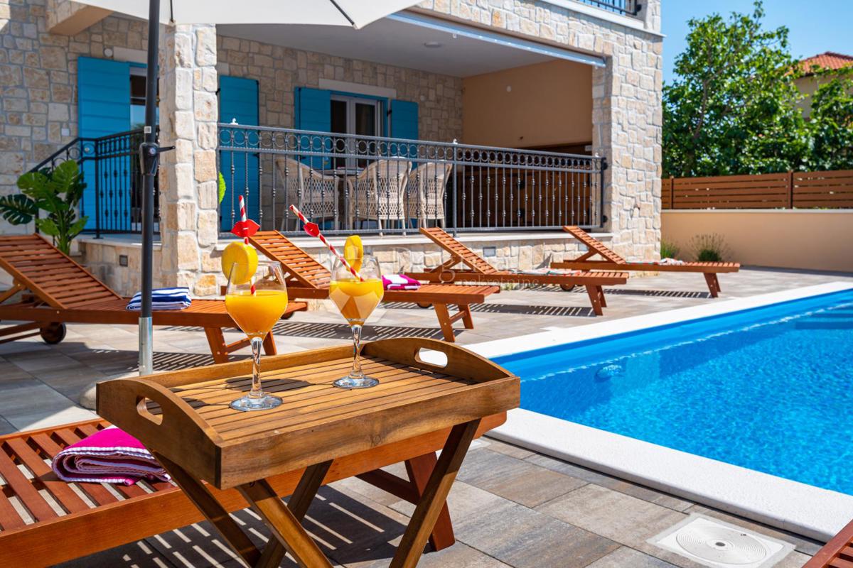 Hiša Privlaka, 560m2
