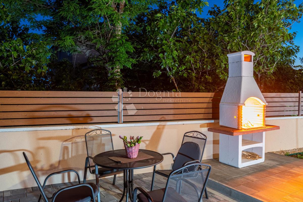 Hiša Privlaka, 560m2