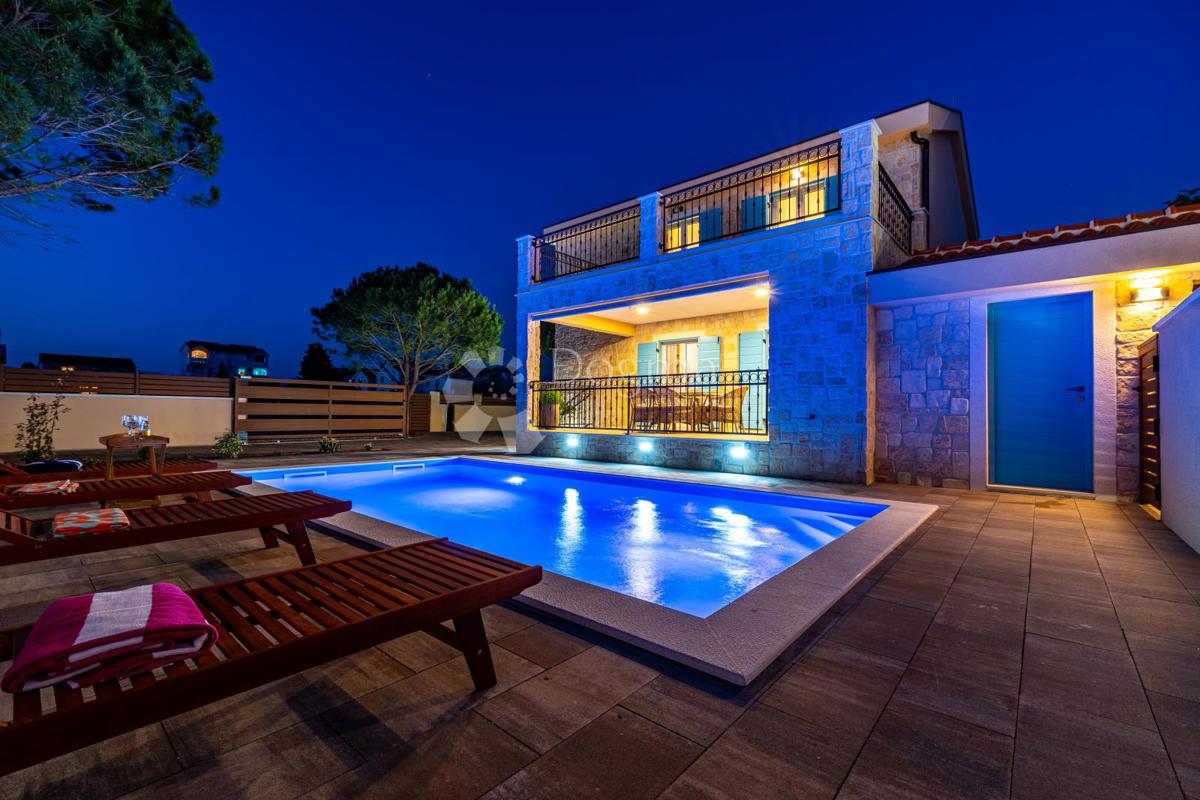 Hiša Privlaka, 560m2