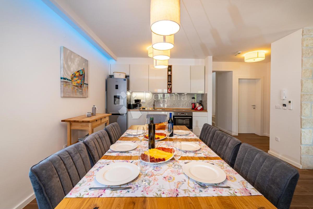 Hiša Privlaka, 560m2