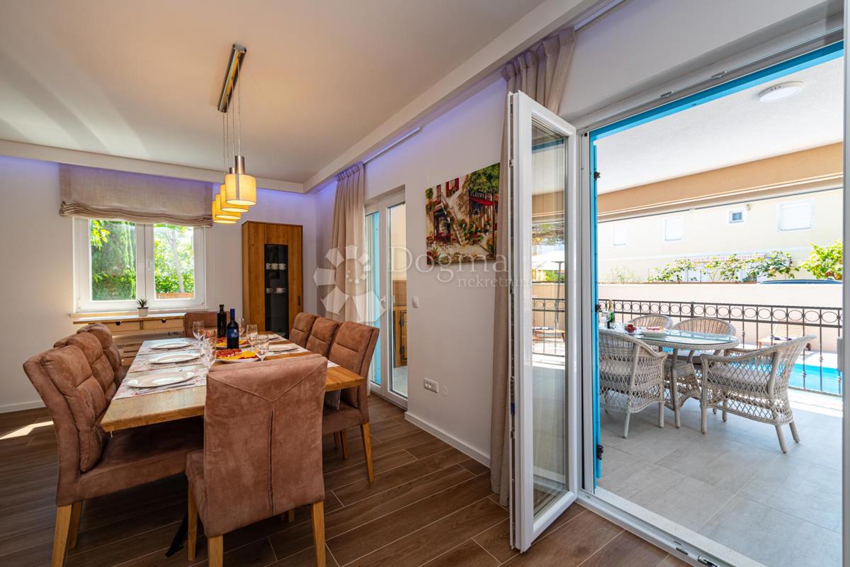 Hiša Privlaka, 560m2