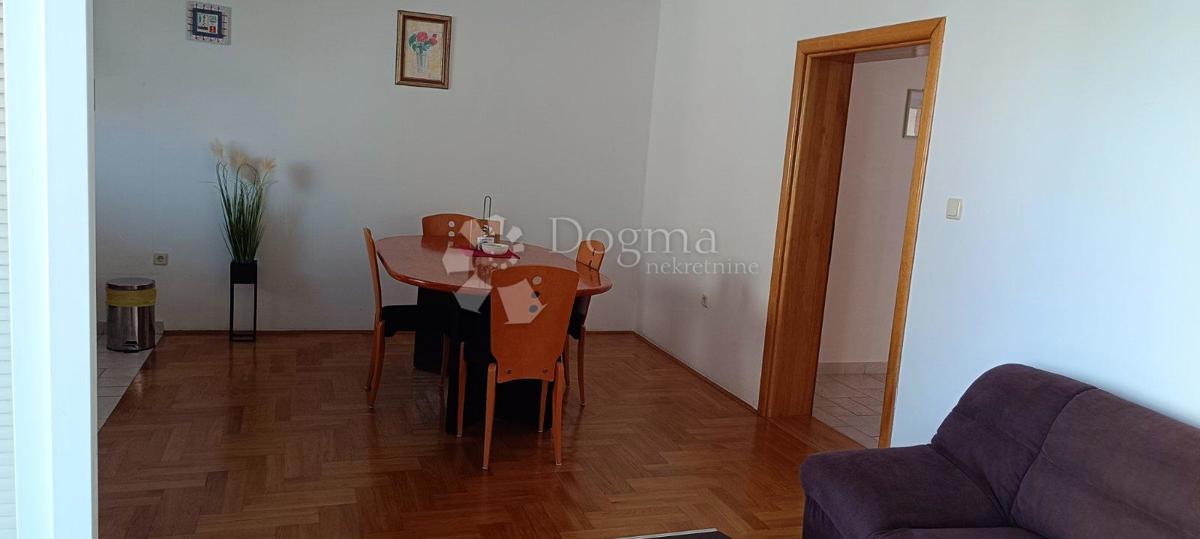 Apartma Bogovići, Malinska-Dubašnica, 61m2