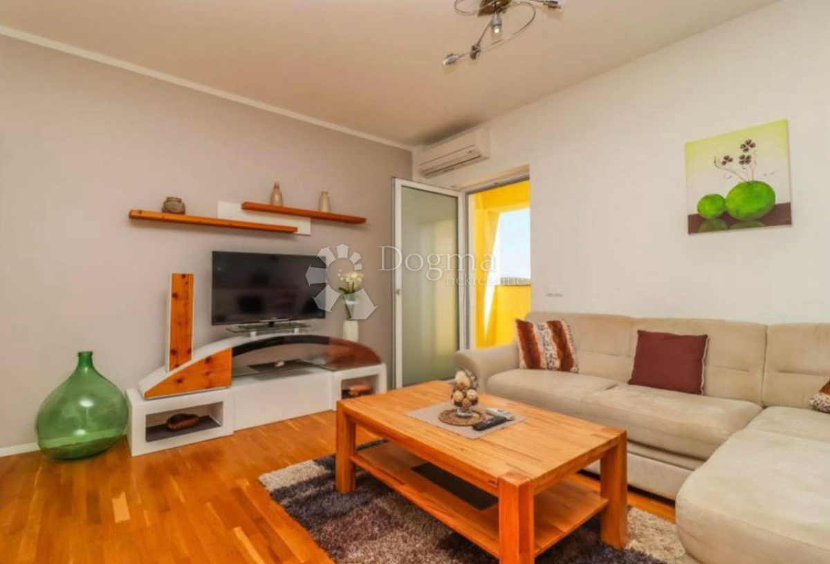 Hiša Rovinjsko Selo, Rovinj, 250m2