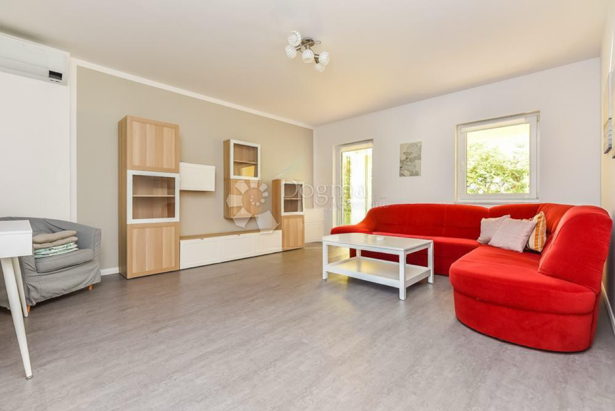 Hiša Rovinjsko Selo, Rovinj, 250m2