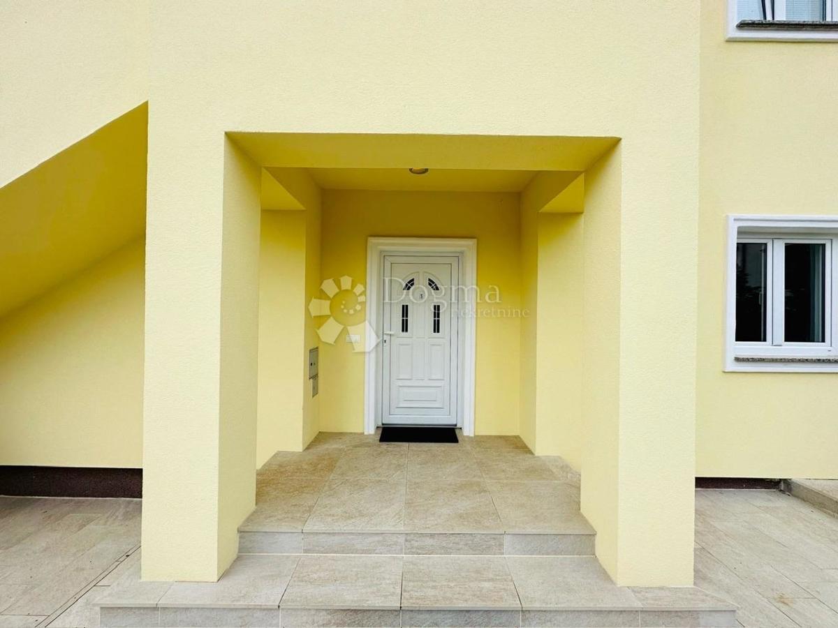 Hiša Rovinjsko Selo, Rovinj, 250m2