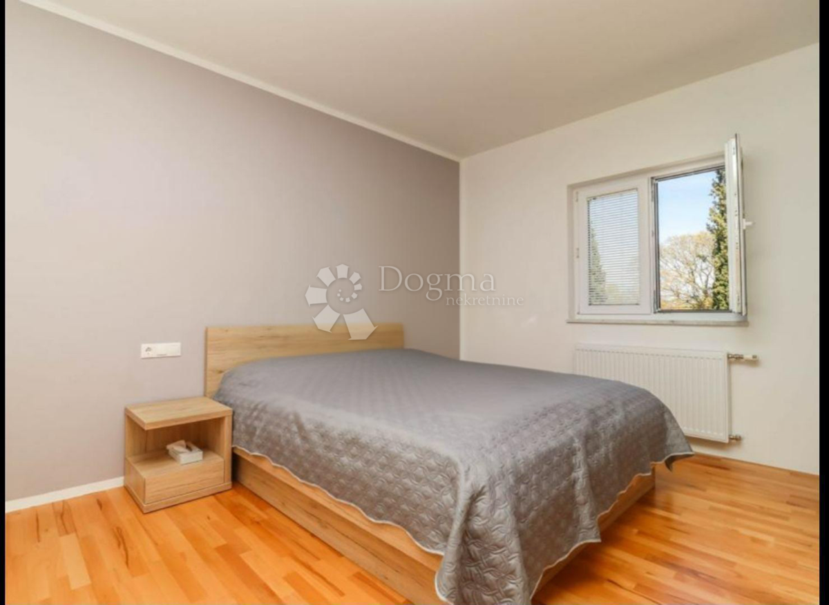 Hiša Rovinjsko Selo, Rovinj, 250m2