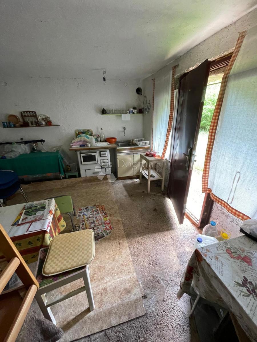 Kmetijsko zemljišče Bregi, Matulji, 1.046m2