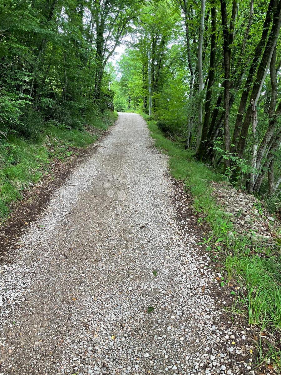 Kmetijsko zemljišče Bregi, Matulji, 1.046m2