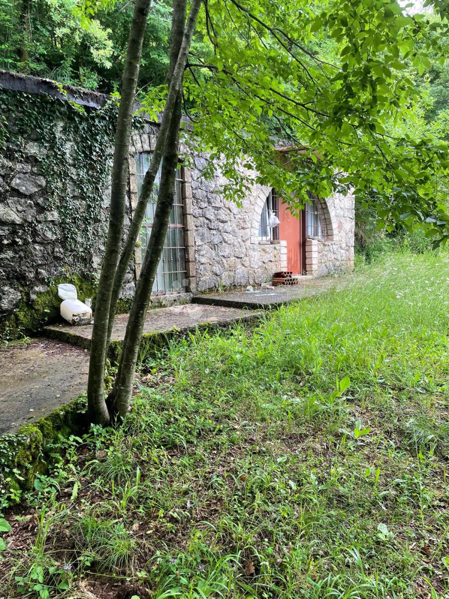 Kmetijsko zemljišče Bregi, Matulji, 1.046m2