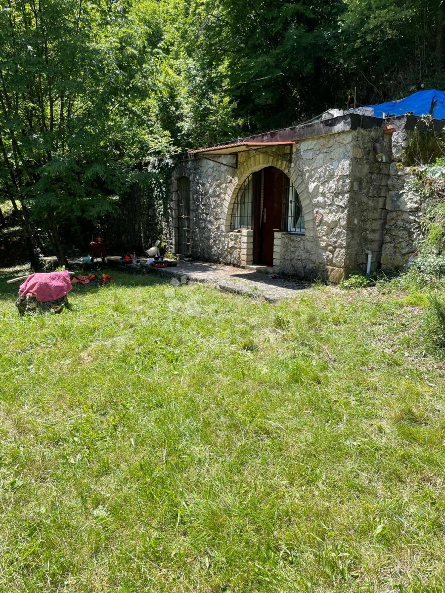 Kmetijsko zemljišče Bregi, Matulji, 1.046m2