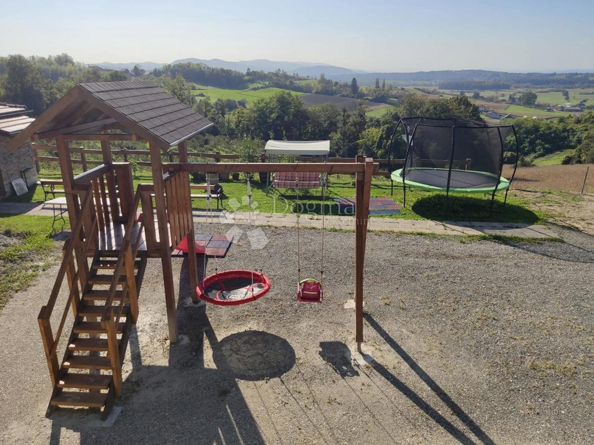 Hiša Rozga, Dubravica, 272m2