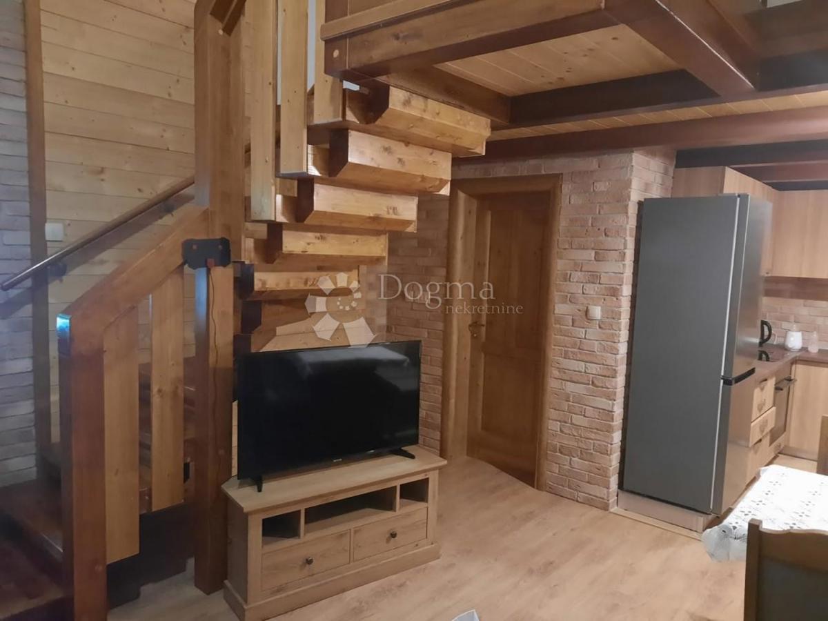 Hiša Rozga, Dubravica, 272m2