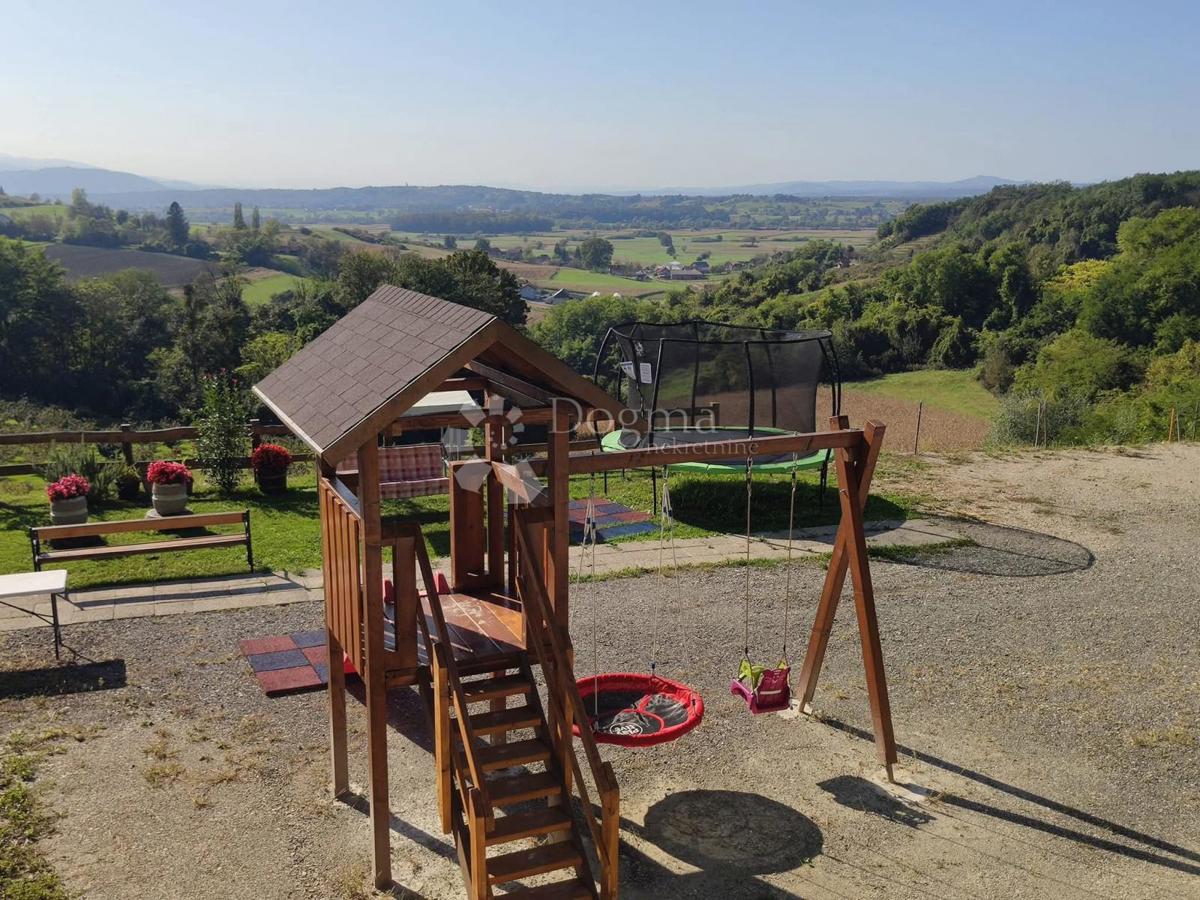 Hiša Rozga, Dubravica, 272m2