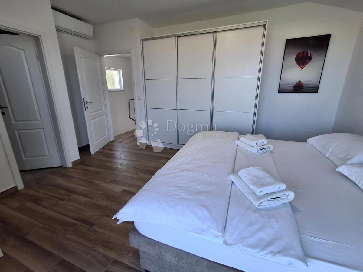 Hiša Banjol, Rab, 306m2