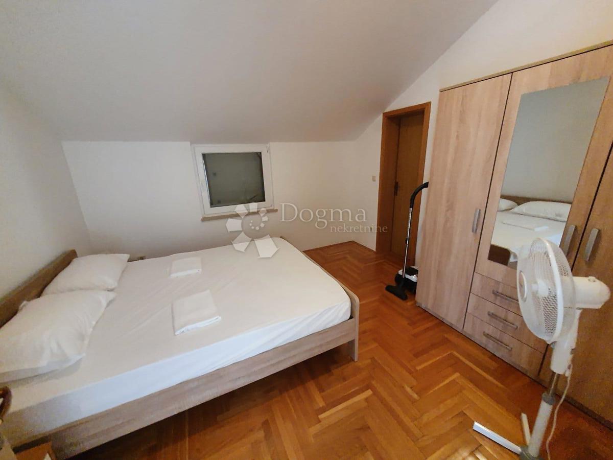 Stanovanje Sutivan, 43m2