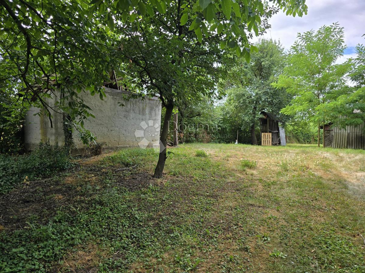 Zazidljivo zemljišče Centar, Varaždin, 4.825m2