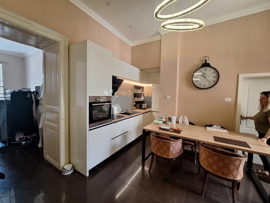 Stanovanje Gornji grad / Centar, Osijek, 60m2