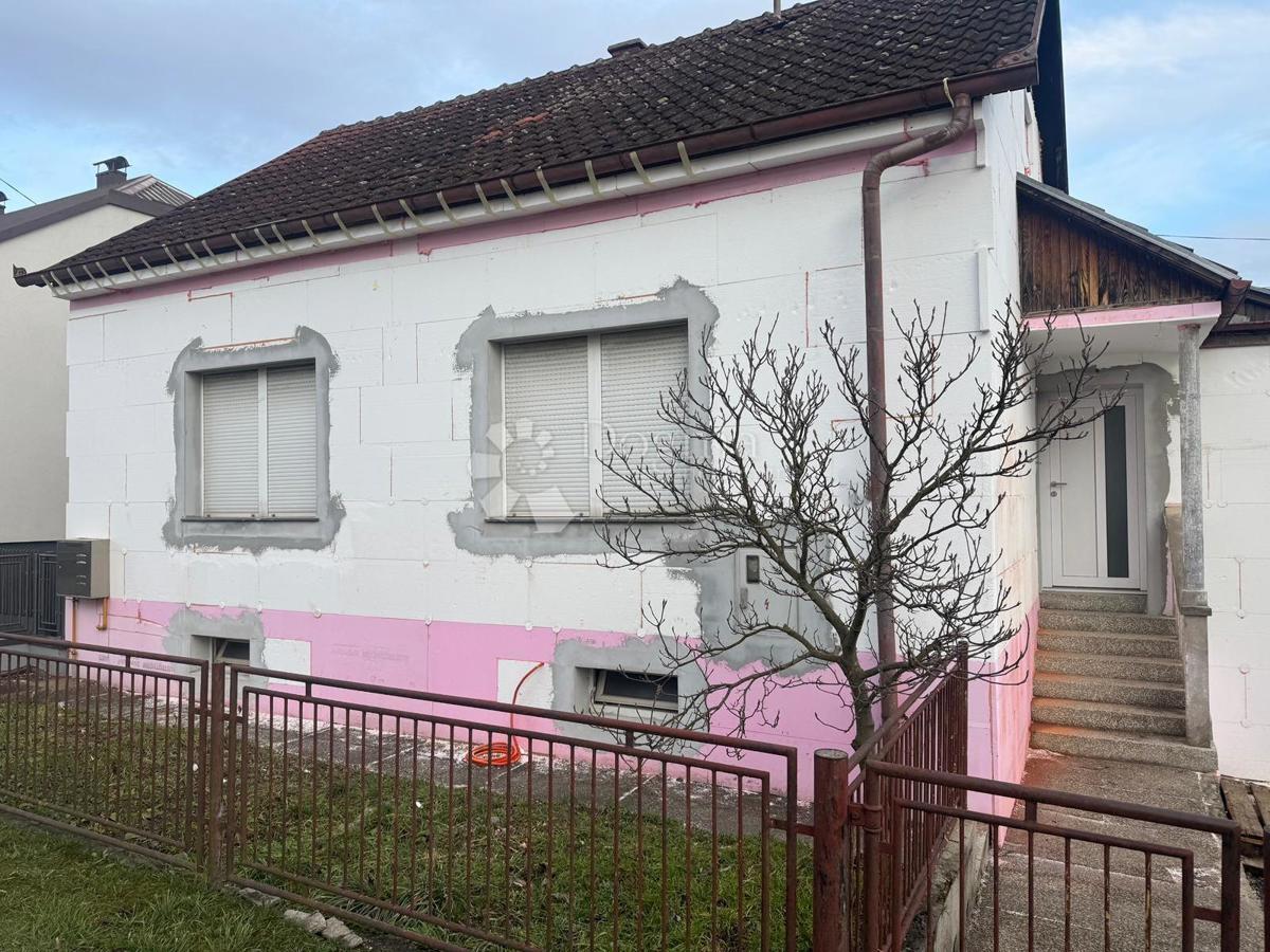 Hiša Bela, Novi Marof, 1.622m2