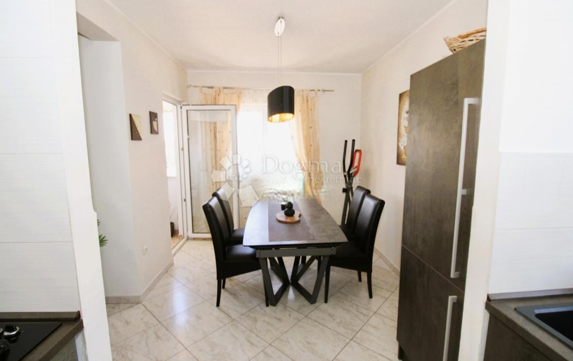 Stanovanje Vrvari, Poreč, 67m2