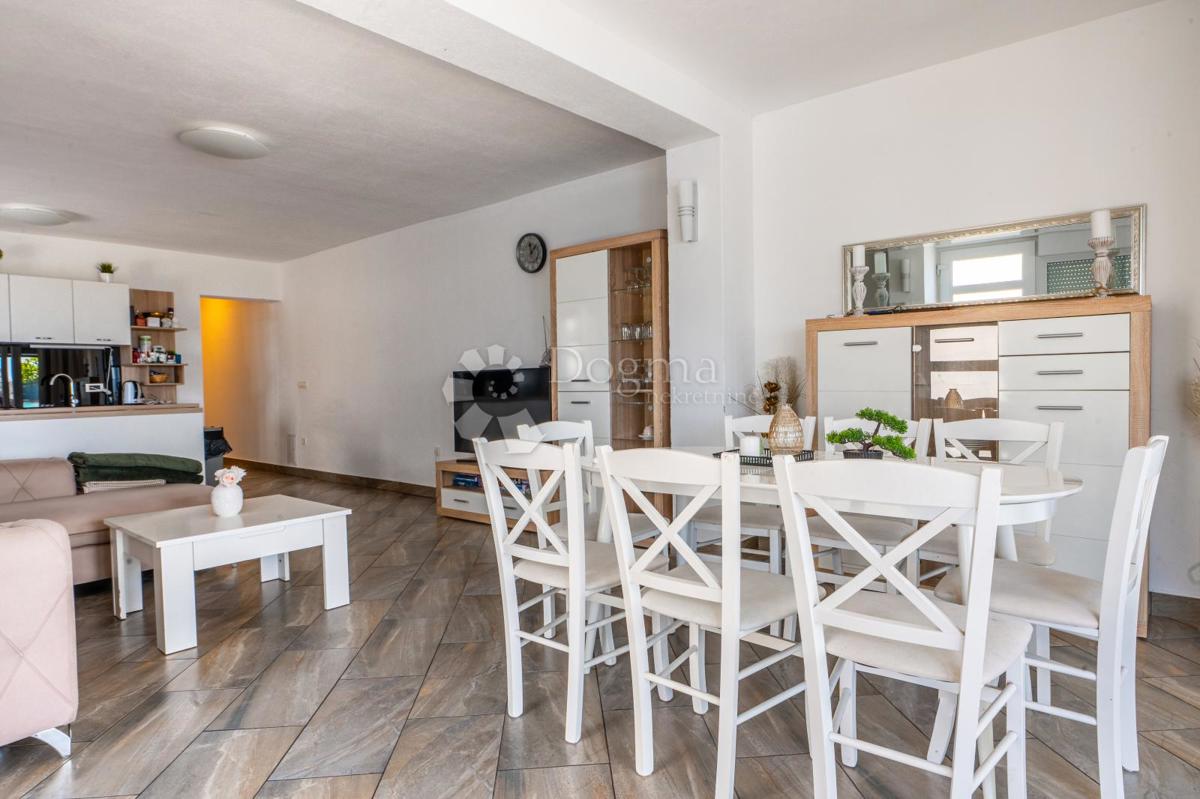 Apartma Crikvenica, 120m2