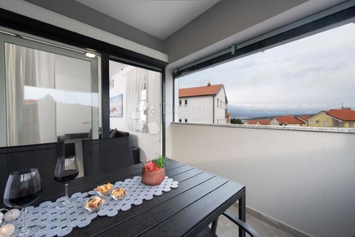 Apartma Čižići, Dobrinj, 69,25m2