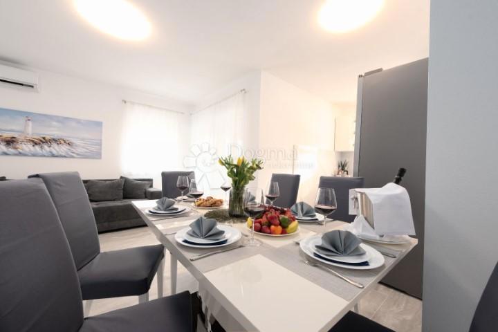 Apartma Čižići, Dobrinj, 69,25m2
