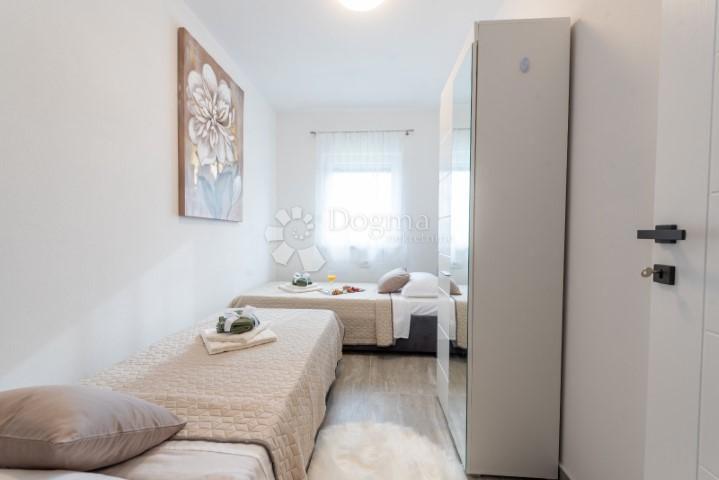 Apartma Čižići, Dobrinj, 69,25m2
