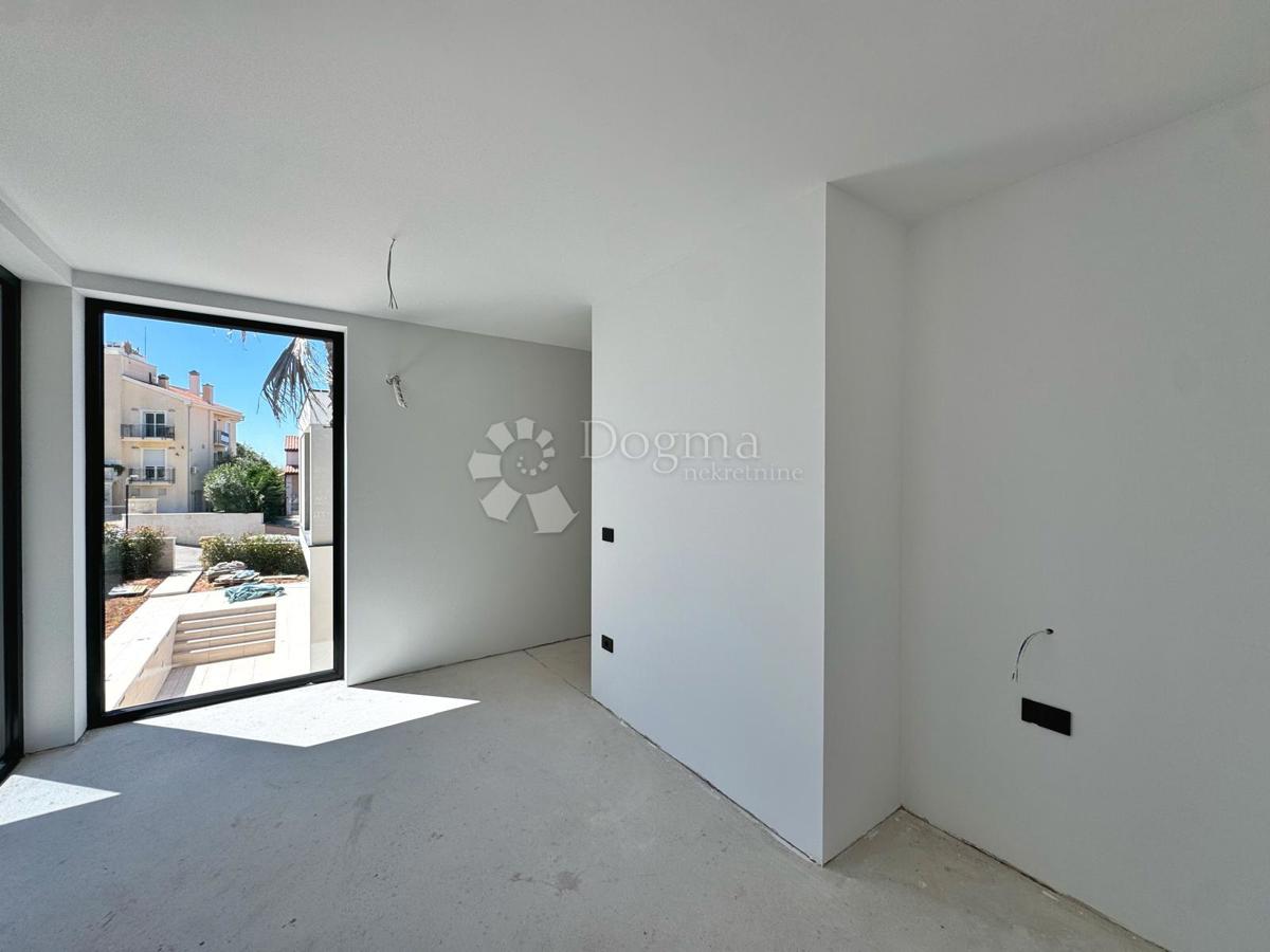 Hiša Pješčana Uvala, Medulin, 550m2